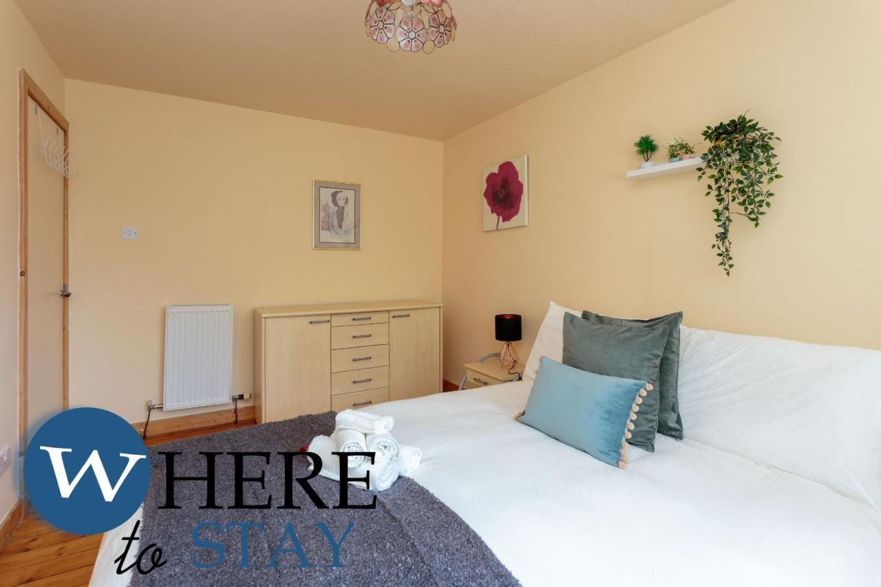 Lovely Apartment By The Hillwood Park-Free Parking EDI Exteriér fotografie