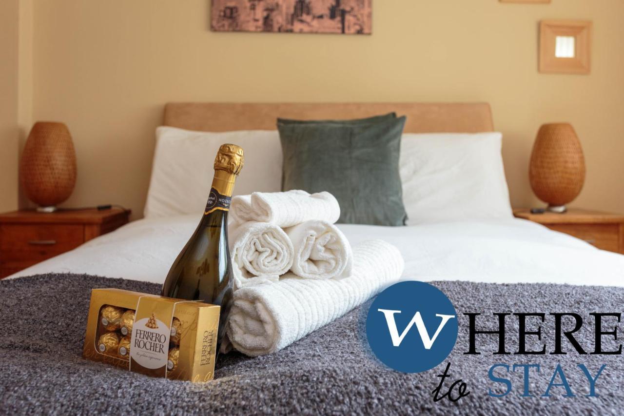 Lovely Apartment By The Hillwood Park-Free Parking EDI Exteriér fotografie