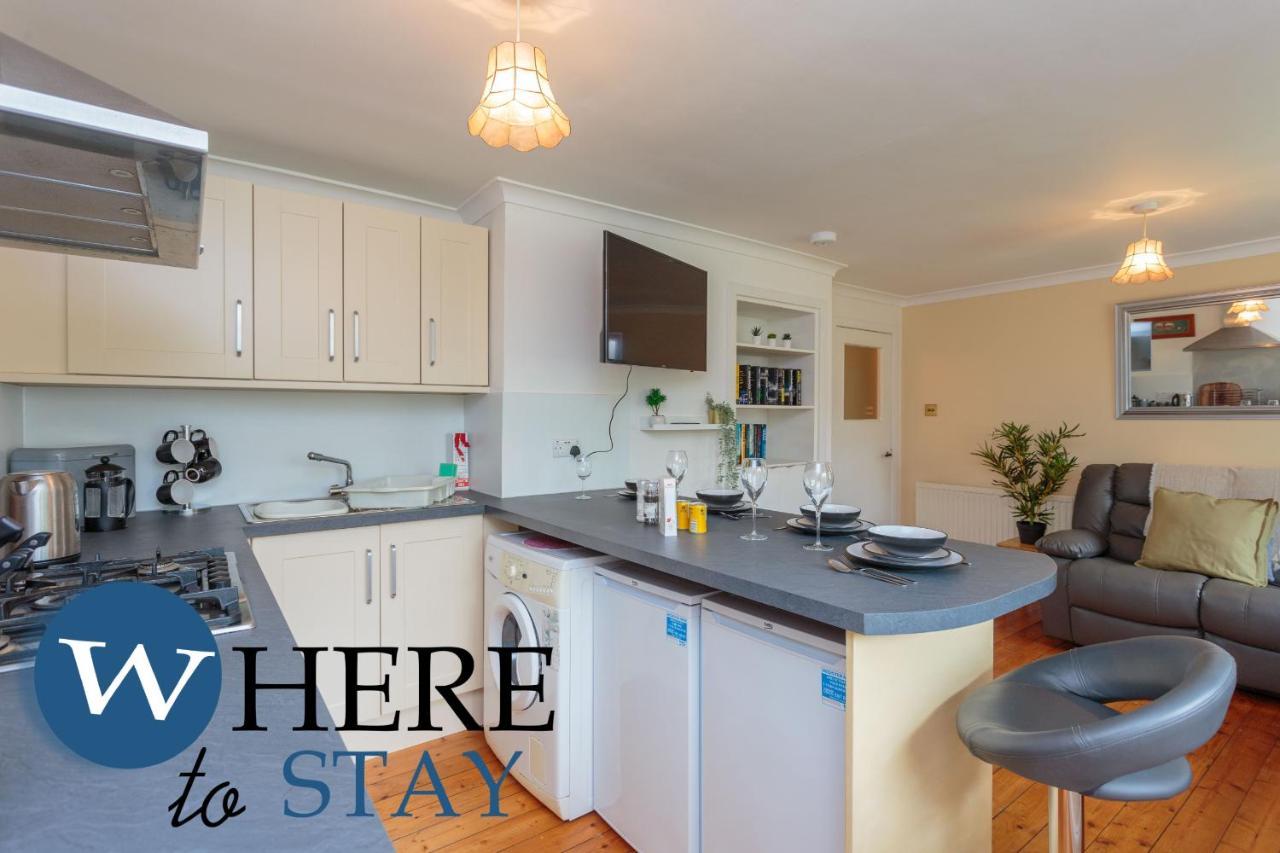 Lovely Apartment By The Hillwood Park-Free Parking EDI Exteriér fotografie