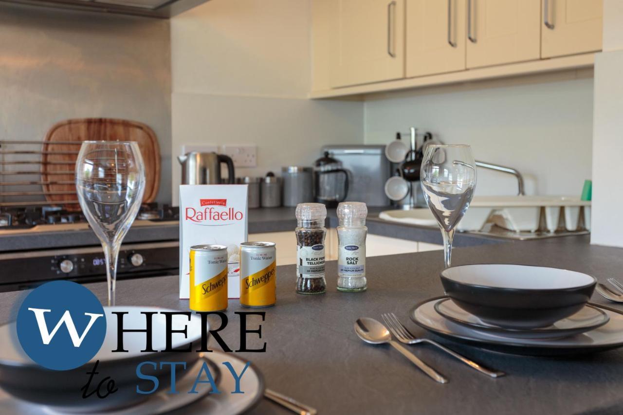 Lovely Apartment By The Hillwood Park-Free Parking EDI Exteriér fotografie