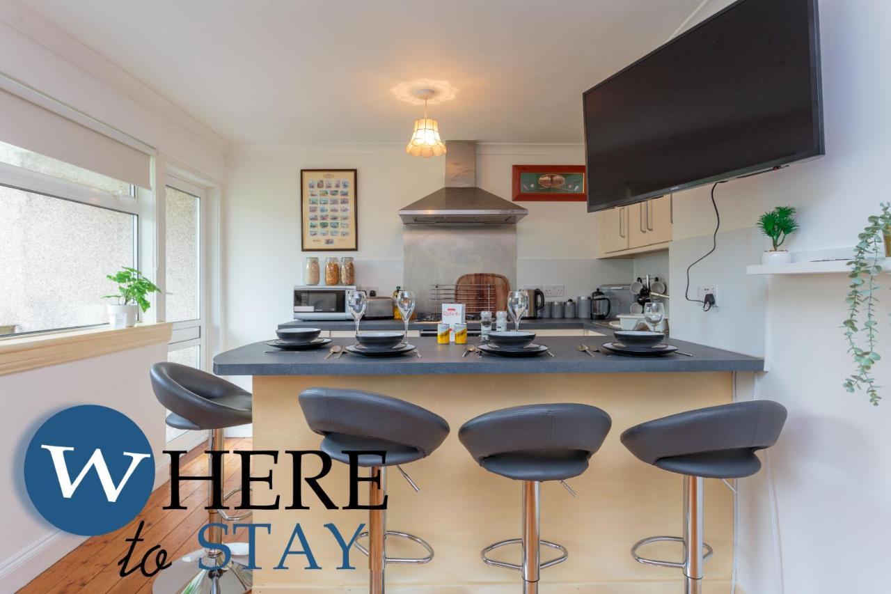 Lovely Apartment By The Hillwood Park-Free Parking EDI Exteriér fotografie