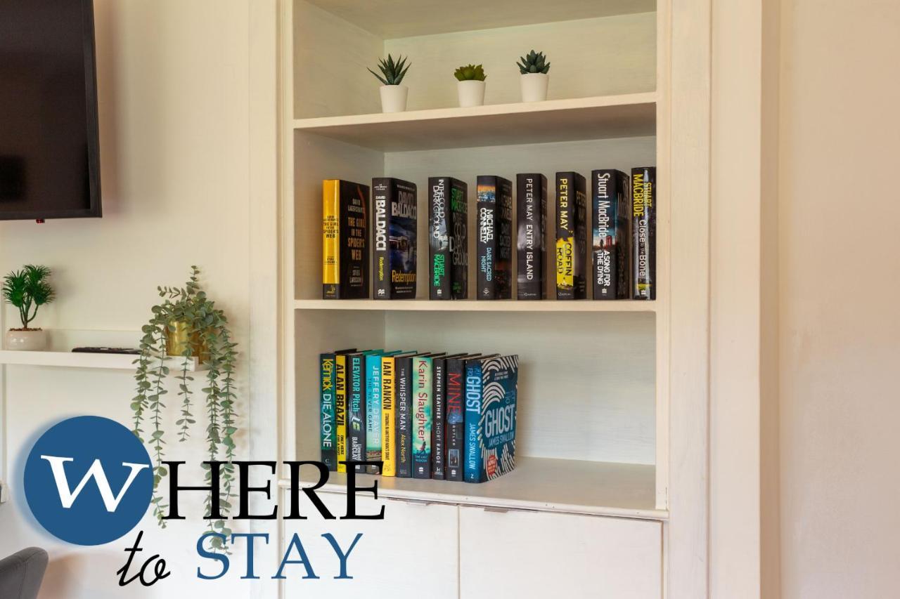 Lovely Apartment By The Hillwood Park-Free Parking EDI Exteriér fotografie