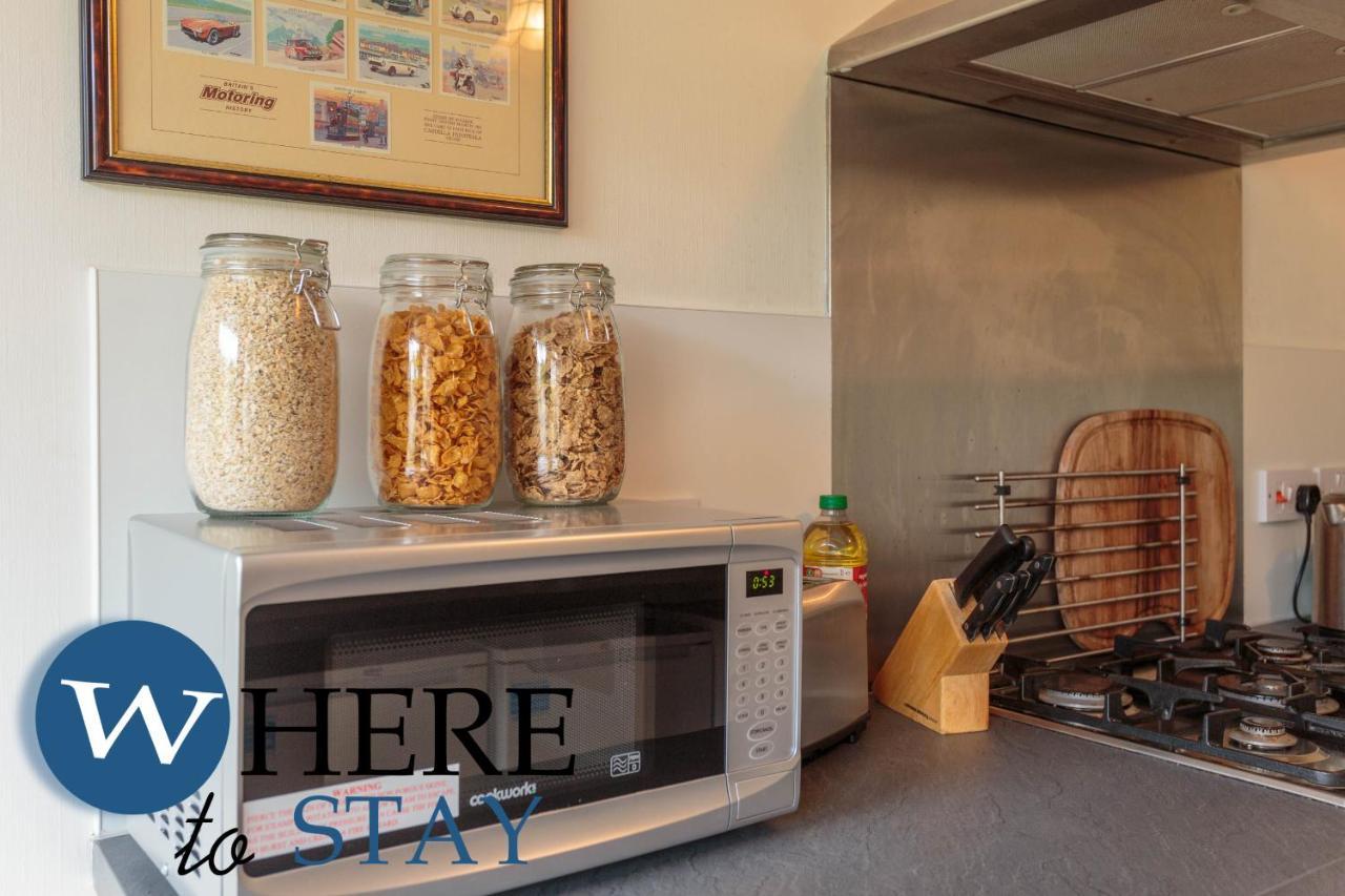 Lovely Apartment By The Hillwood Park-Free Parking EDI Exteriér fotografie