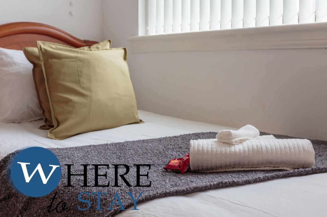 Lovely Apartment By The Hillwood Park-Free Parking EDI Exteriér fotografie